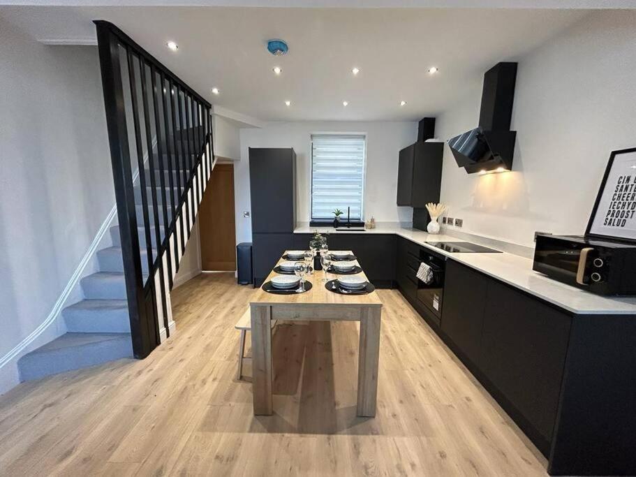 فيلا Caernarfon Modern Townhouse Snowdonia المظهر الخارجي الصورة