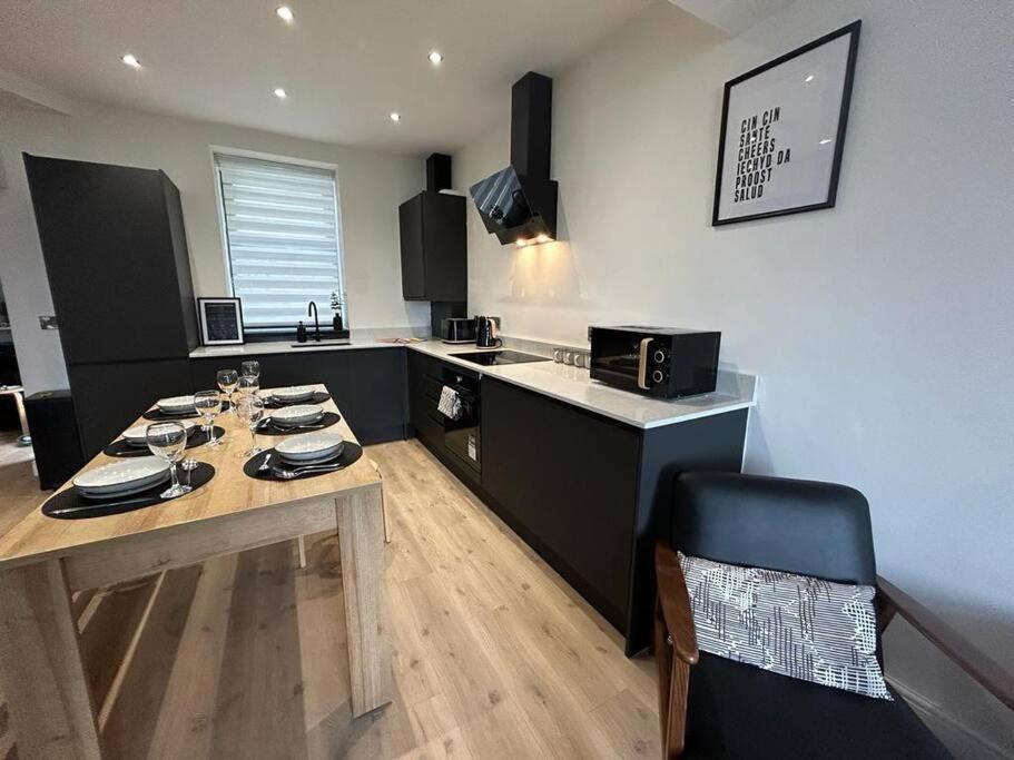 فيلا Caernarfon Modern Townhouse Snowdonia المظهر الخارجي الصورة